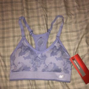 NWT. new balance sports bra